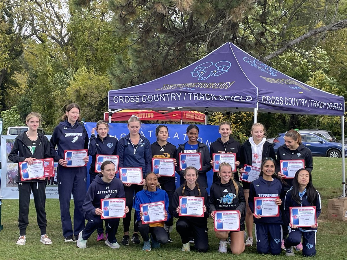 thekrissyortiz's tweet photo. Strong showing from @GCULions Cross Country today at the CACC Championship! https://t.co/CSoy4A4LAB