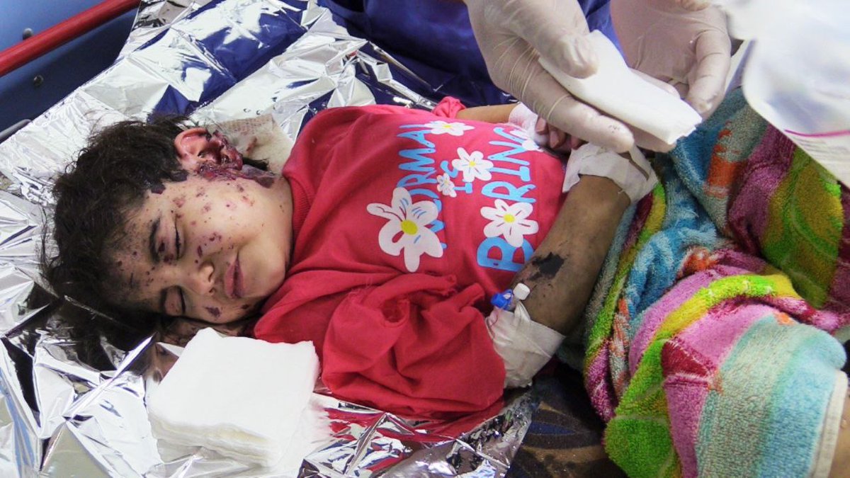 الطفلة الناجية الوحيدة من مجزرة الاحتلال الإسرائيلي شمال قطاع غزة قبل قليل , جميع أفراد أسرتها أستشهدوا .🇵🇸