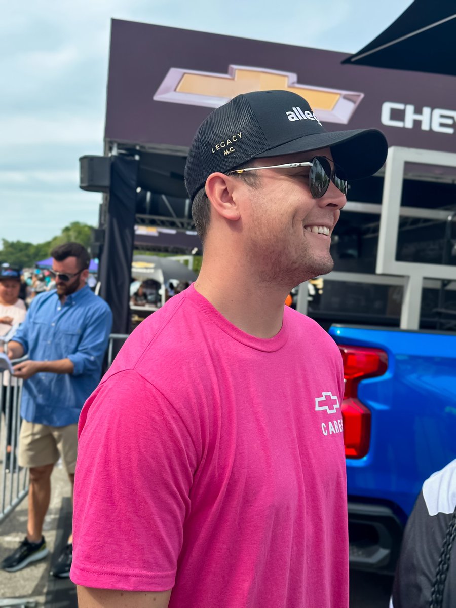 In our pink today for @TeamChevy and their fight against breast cancer. #WeDriveFor #BreastCancerAwareness