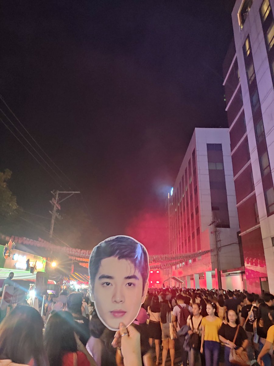 atejadey's tweet photo. Andito po si Gelo sa smart booth!! Hahaha!
SMARTxTeamACEsNegrosOccidental Collaboration
#SMARTMASSKARA
#PoweredUpSmart
#BGYO https://t.co/DzARh9QxMr