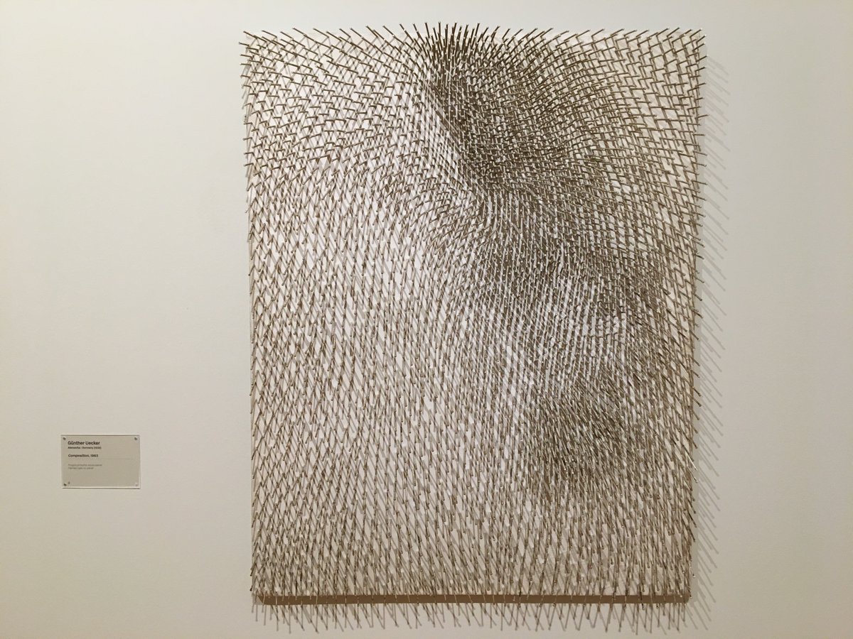 PiccardoM's tweet photo. Got some photonics inspiration for my research at the Lisbon’s modern art @museuberardo today!
#metasurfaces #OAM #vectorbeams https://t.co/EAP9eZXE5L
