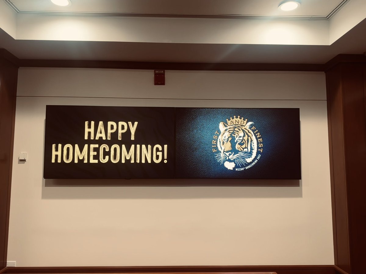 A_MinearAHL's tweet image. I hope everyone had a fantastic homecoming weekend! Everything from house decks in Greektown to the parade to the game. When they say #FirstandFinest they meant it! #MIZ