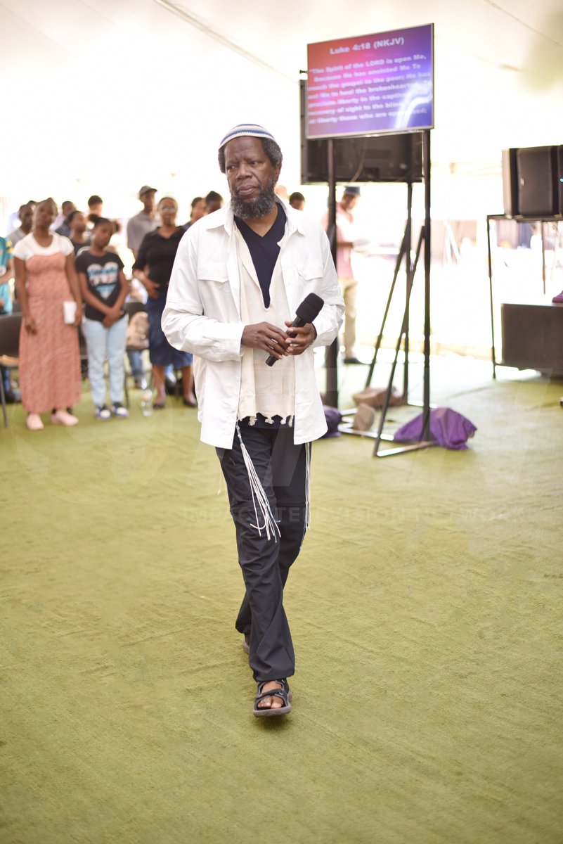 ifcministries's tweet photo. PROPHECY:
Those who are ready, the season is here!
It's not the same season.
This is uncommon season.
Let it not pass you by!
For how long are you going to be like that?
Open Up!
- Prophet Philip Banda
#PrayerAndFasting2023 #ProphetPhilipBanda #connectingtoGod #newseason https://t.co/pyVPwSwCpo