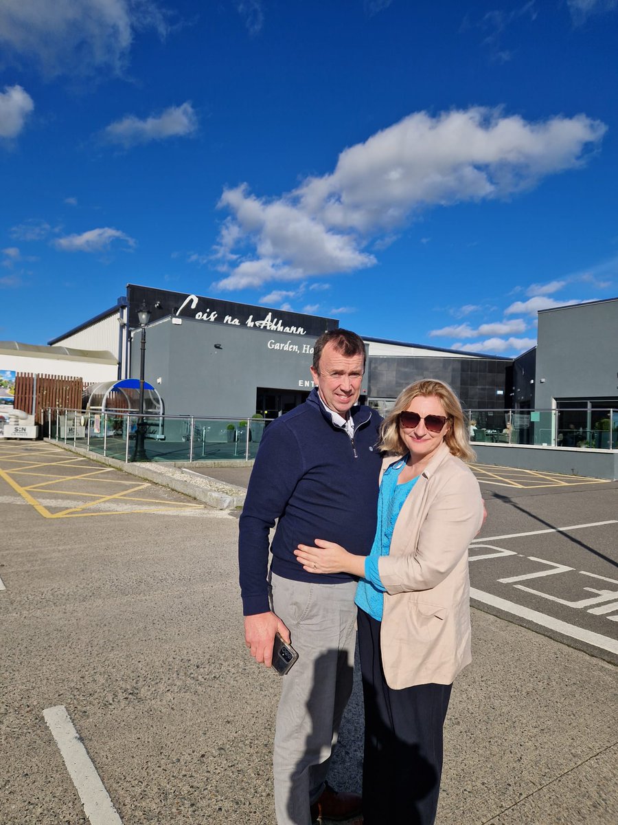 mstapo's tweet photo. Siobhan and I enjoyed a day of sunshine in wexford and I enjoyed a good discussion on farming and GAA with the legendary Tony Doran. https://t.co/vbqYzSNgzU