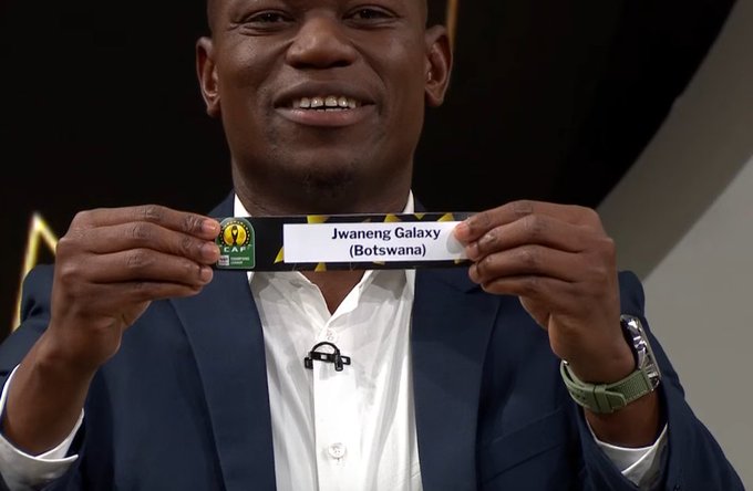 Tman17876589's tweet photo. @uNdu_Mk 😂😂😂 Show us Lorch's league Medal first https://t.co/rQnlNwyPf4