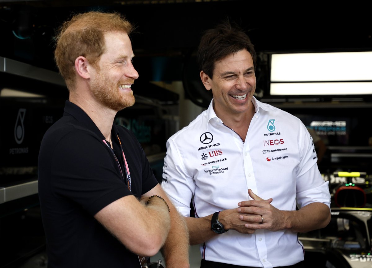 F1's tweet photo. Welcome back to COTA, Harry! 👋

#USGP #F1 https://t.co/kGG66VrWA3