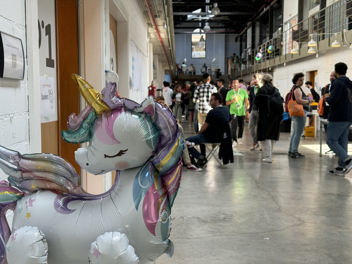 mstefanutti's tweet image. Q alegría poder haber sido parte de la #SCBCN23 🦄 Increíble el nivel de las charlas, y la buenas vibras de todos los participantes! Gracias a @bcnswcraft por darme la oportunidad de ayudar!