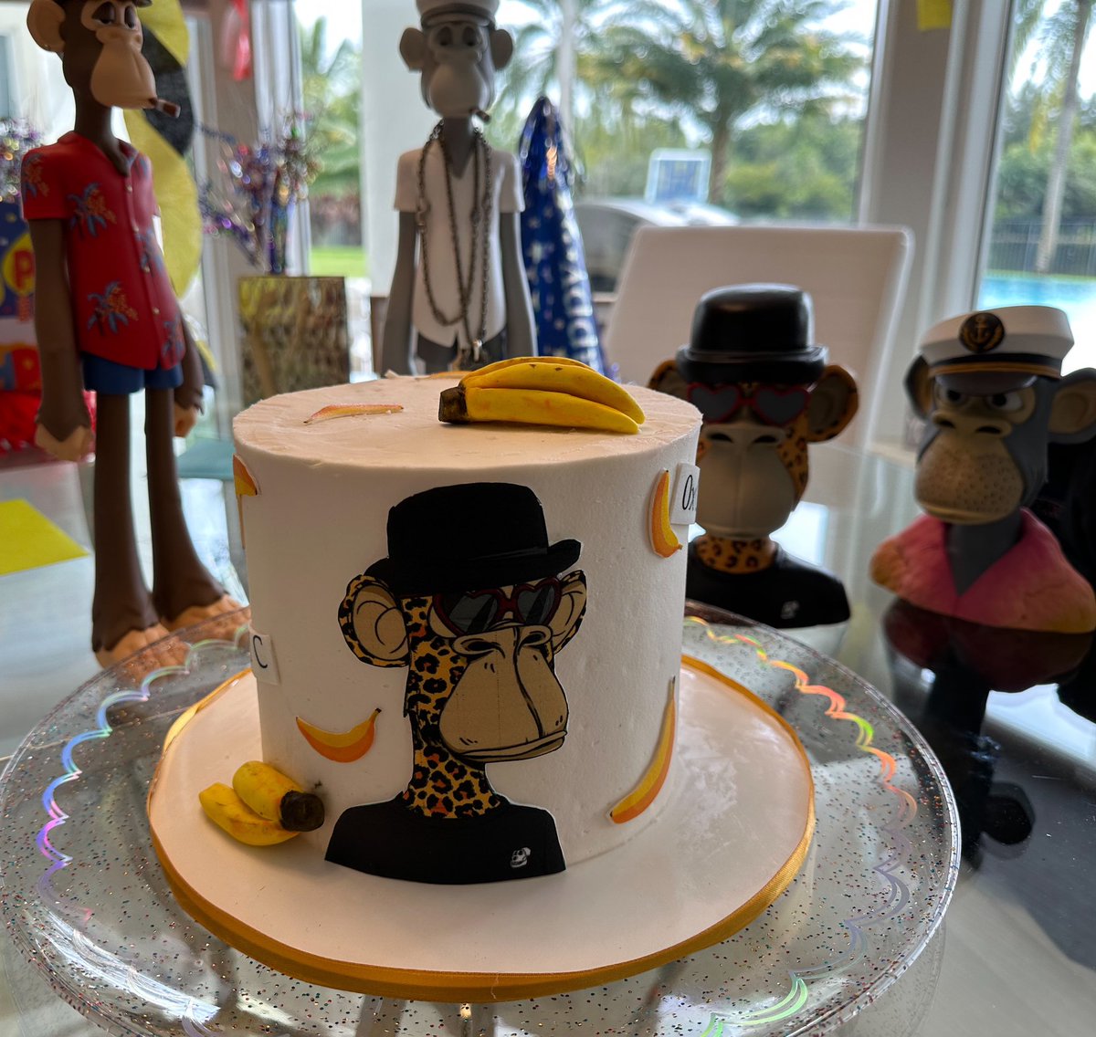 0xClawd's tweet image. Shout out to my wife and kids for getting me this BAYC cake for my Birthday.