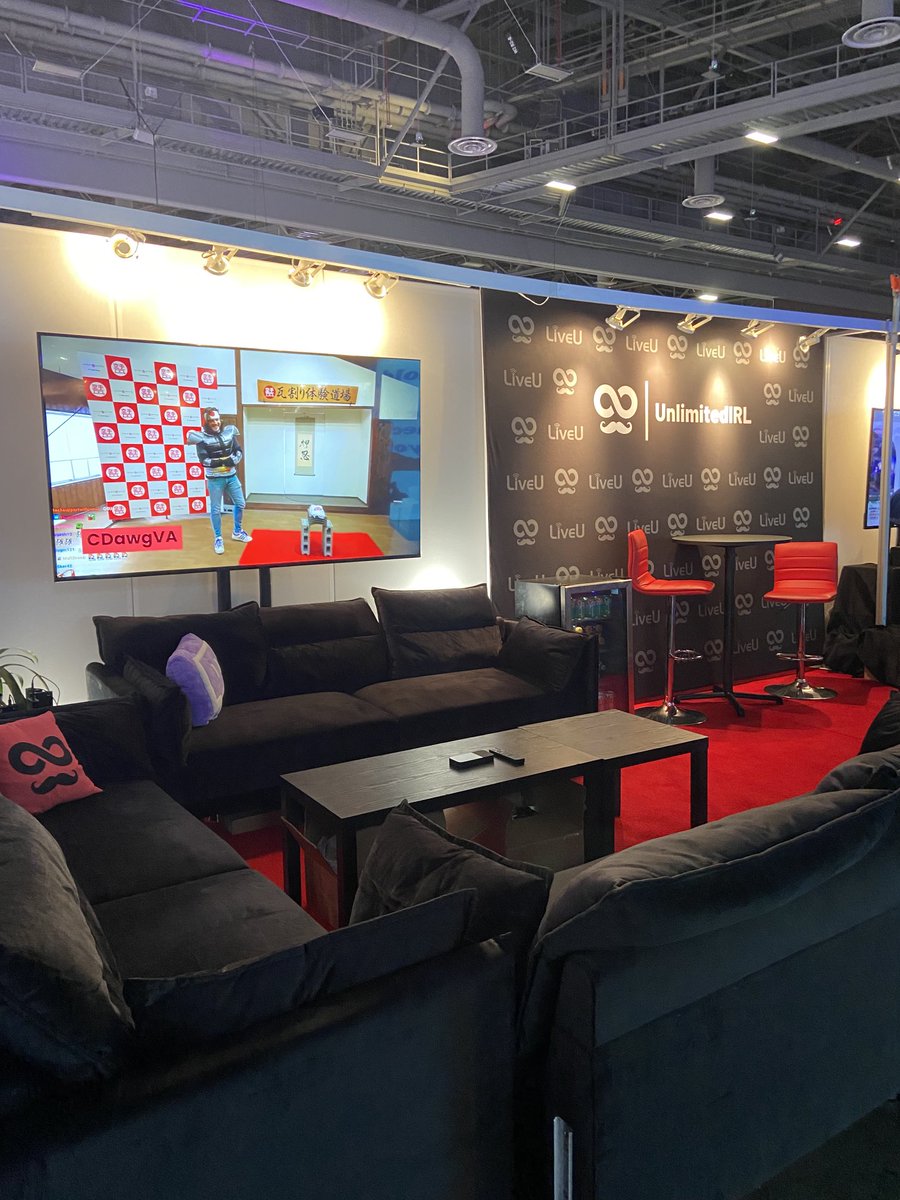 UnlimitedIRL (@unlimitedirl) on Twitter photo IRL STREAMER MEETUP โจ๐๐ฉ
Join us at our booth (SW-12) at 3PM
There'll be donuts! IRL STREAMER MEETUP โจ๐๐ฉ
Join us at our booth (SW-12) at 3PM
There'll be donuts!