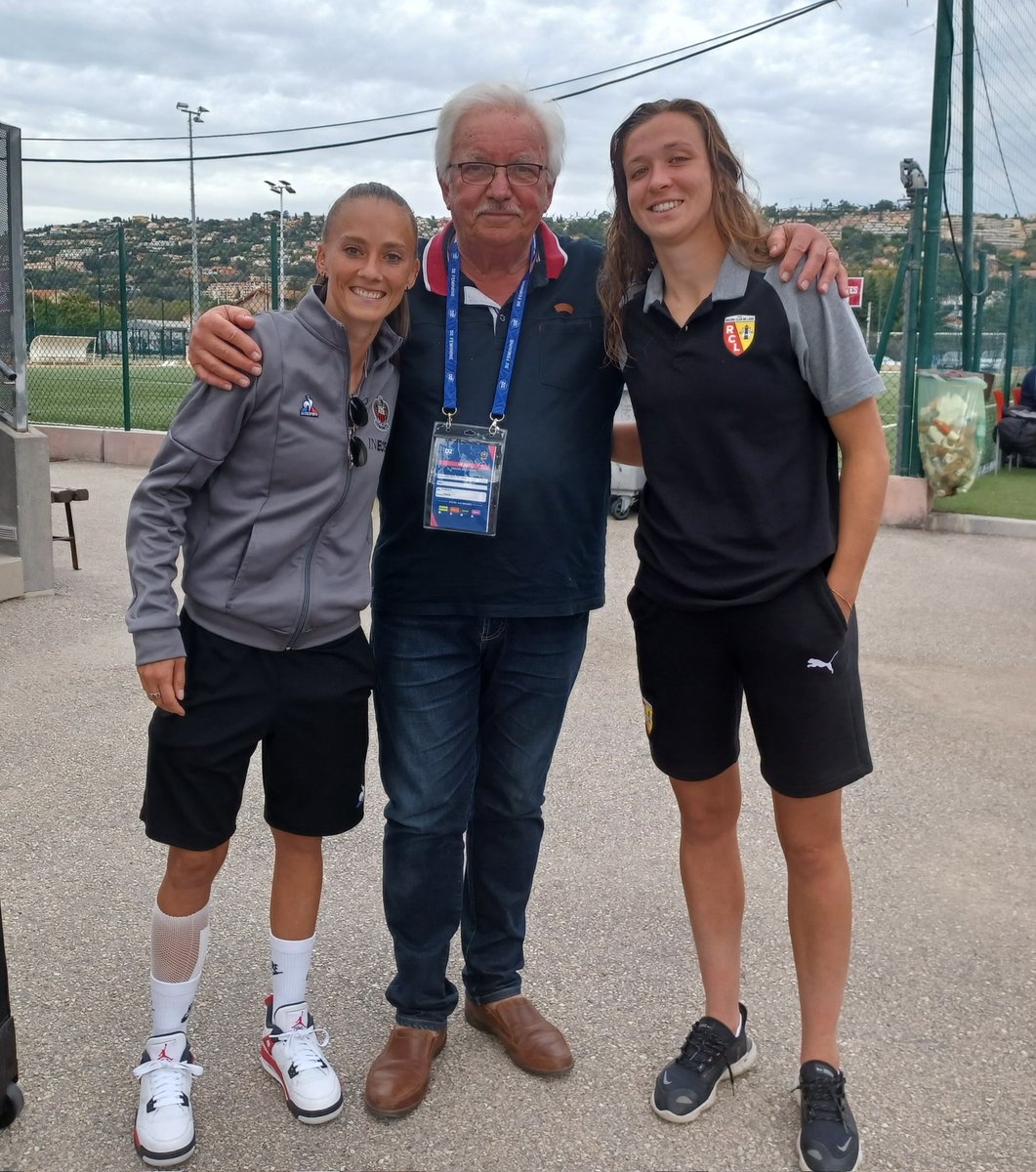 Après un beau Nice-Lens (2-3), retrouvailles avec Rachel Robert (Nice) et Carla Polito (Lens)... Souvenirs du LOSC !