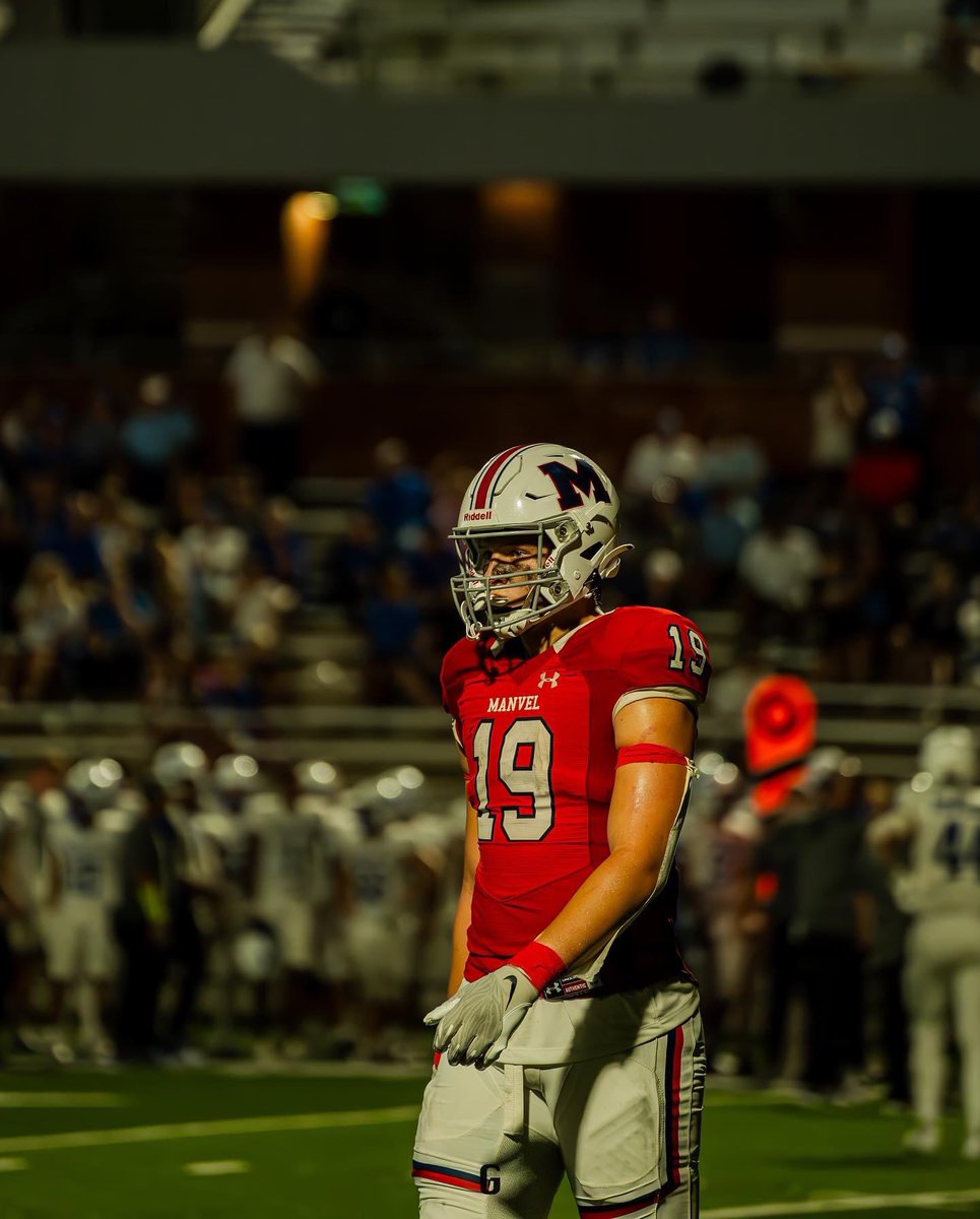 Mayor_Dan_Davis's tweet photo. Today is National Tight End’s day so let’s give a shout-out to Manvel’s own @kade_caton! 

Dude is having an incredible season and is going to make a big impact for @oregonfootball next year. https://t.co/sDsbj76EXD