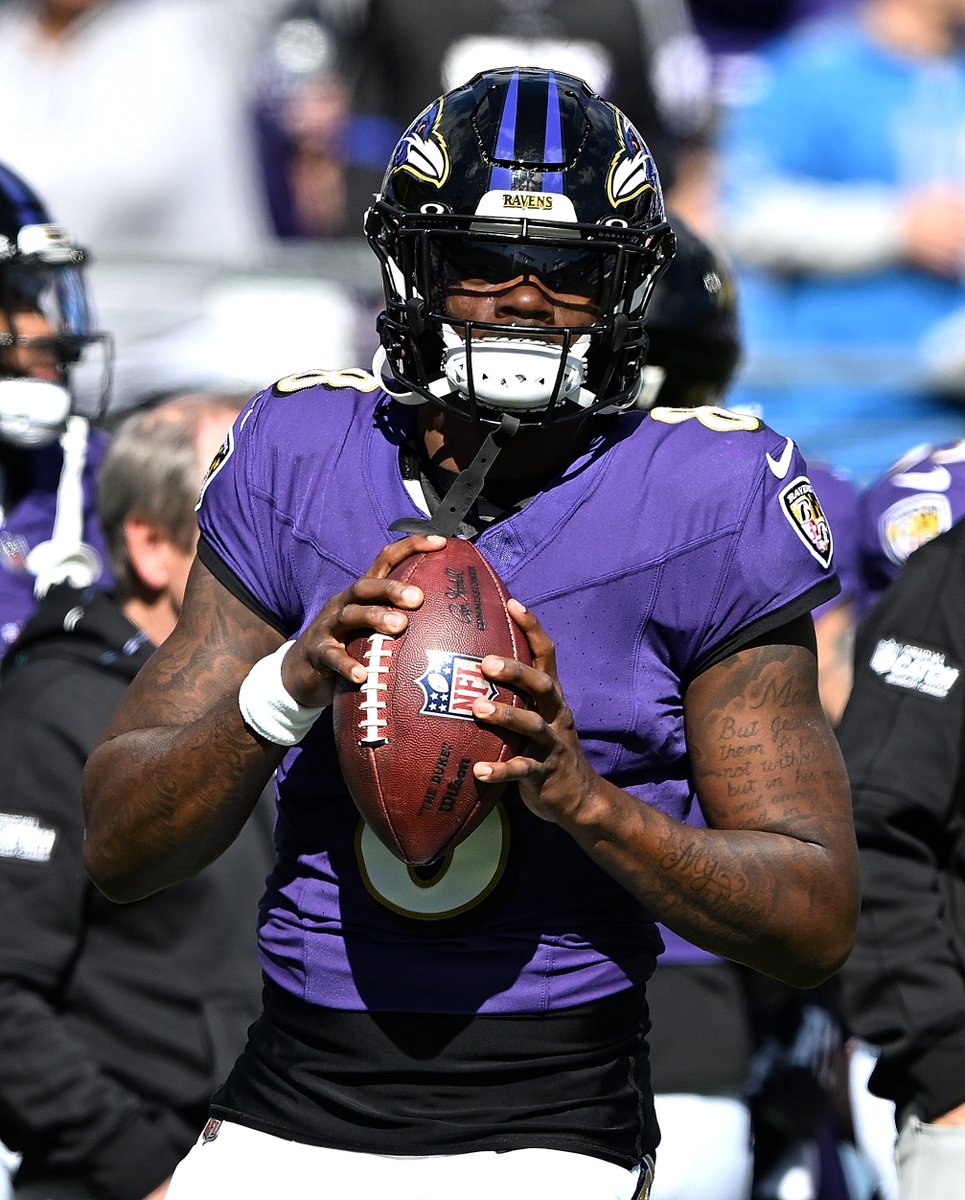 Lamar Jackson vs. Lions so far

- 14/17 Passing
- 225 Total Yards
- 3 TD
- 156.6 QB rating

He's cooking the Lions 🤯