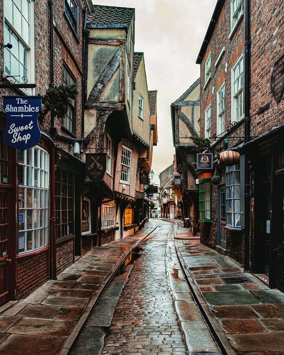 CulturalMarvels's tweet photo. York, England 🏴���󠁢󠁥󠁮󠁧󠁿
📸: Andrea Di Filippo https://t.co/ACE4oQ58KF