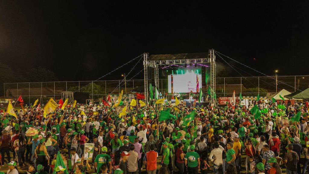 ErasmoZB's tweet photo. Pueblo Nuevo unido por una Córdoba Pr1mero 🧡☝🏻

Qué noche, qué multitud, qué energía tan especial 🙏🏼 Juntos cambiaremos la historia de este municipio con hechos, obras y oportunidades para el San Jorge.

Faltan los días más importantes para la victoria así que vamos con toda🚀 https://t.co/qttt5iotTM