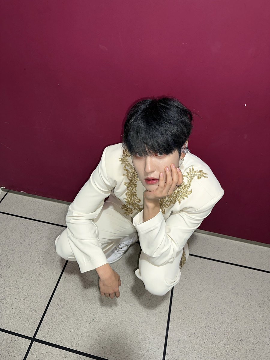 TheKingDom_GF's tweet photo. [LOUIS👑]

보고싶단 말이지❤️

#KINGDOM #킹덤 #LOUIS #루이 https://t.co/qJkriVG0uy
