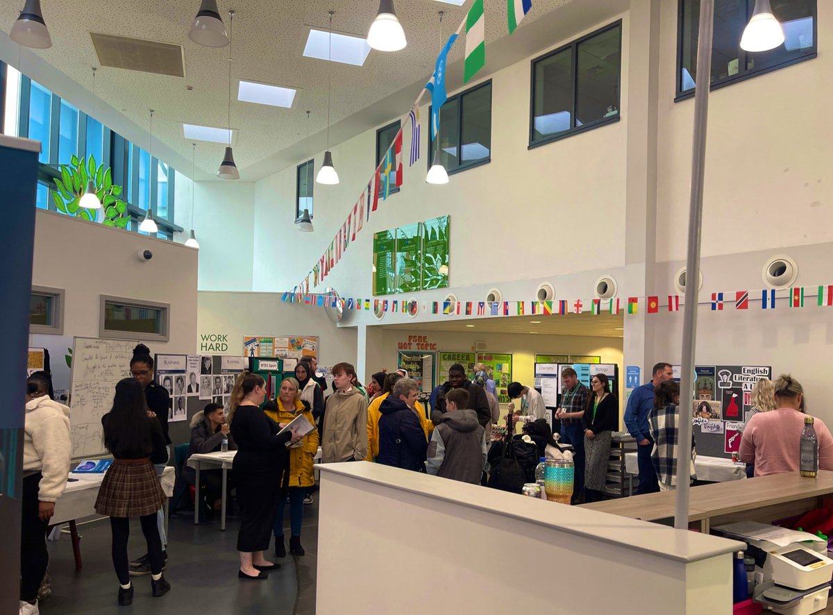 Our wonderful #SixthForm was showcased last week during #OpenEvening and applications to apply will open this incoming week! #TheNUSAWay #Grit #Integrity #Purpose #NUSA247 💻 <a href="/NUSASixthForm/">NUSA Sixth Form</a> ♥️