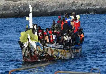 Portabales_Hijo's tweet photo. #Spain 1000. Mil migrantes en un día!! El CAYUCO más numeroso desde 1994 #migrants #Canarias #ElHierro #Invasio #Politica @ppopular @vox_es @PSOE #EquiparacionYa @dsn https://t.co/1ziYXqqGeI