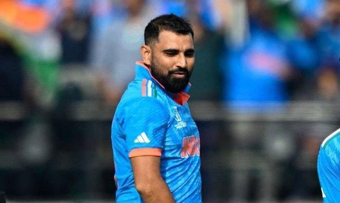 Shami to NZ: “I’m Vengeance.” #INDvsNZ #ICCCricketWorldCup