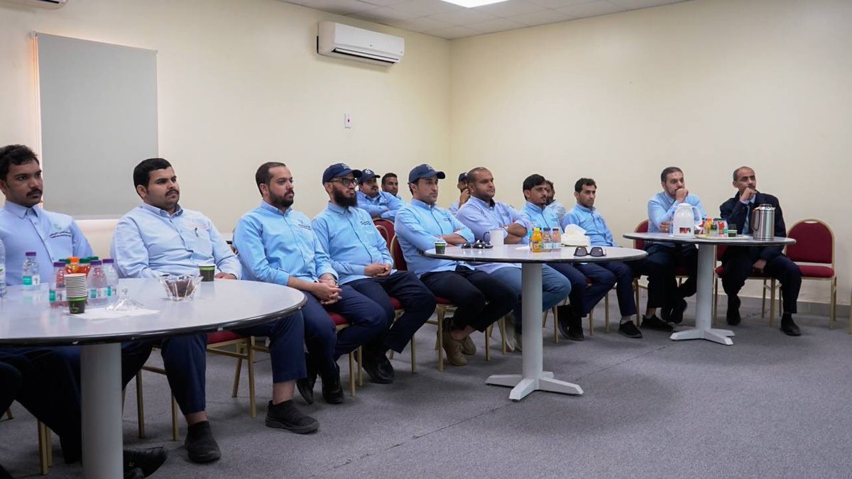 TVTC_JZ's tweet photo. الكلية التقنية بالدرب|

📸|تغطية

نفذت الكلية ورشة بعنوان "صناعة التميز" قدمها وكيل التدريب م. خالد السبعي.

#التدريب_التقني_بجازان
 #التدريب_التقني https://t.co/d6dRp2ZUKZ