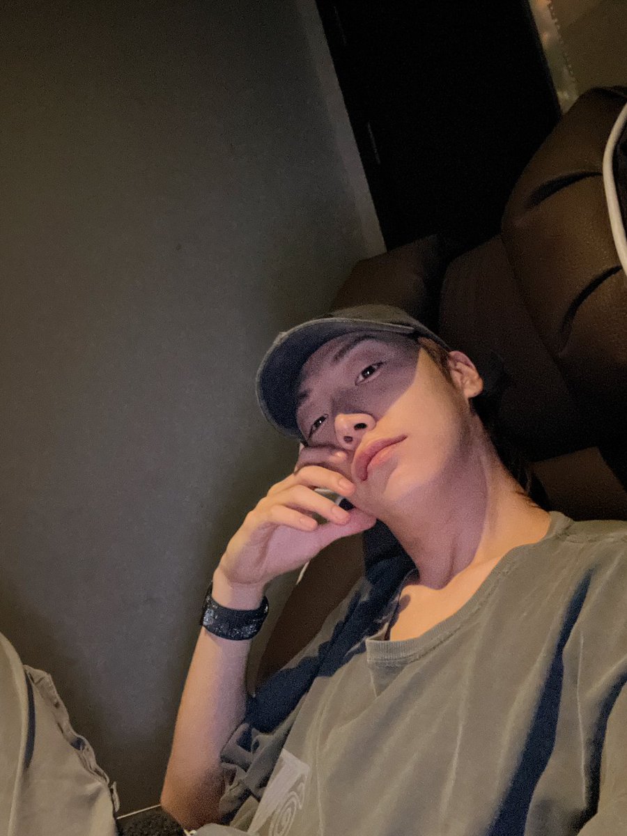 onewefancafe's tweet photo. 231022 FANCAFE

[FROM.ONEWE]

Dongmyeong

"🤣 I can't write a song..I can't focus on practicing either..." https://t.co/7lCFt017LK