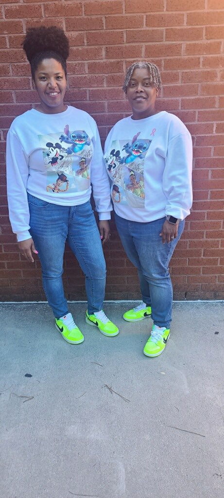 CCMS_MOID's tweet image. CCMS celebrates Breast Cancer Awareness. To all the men and women who have been affected by Breast Cancer, CCMS Cares!!!!
#CCMSMOID
#CCMSConnections