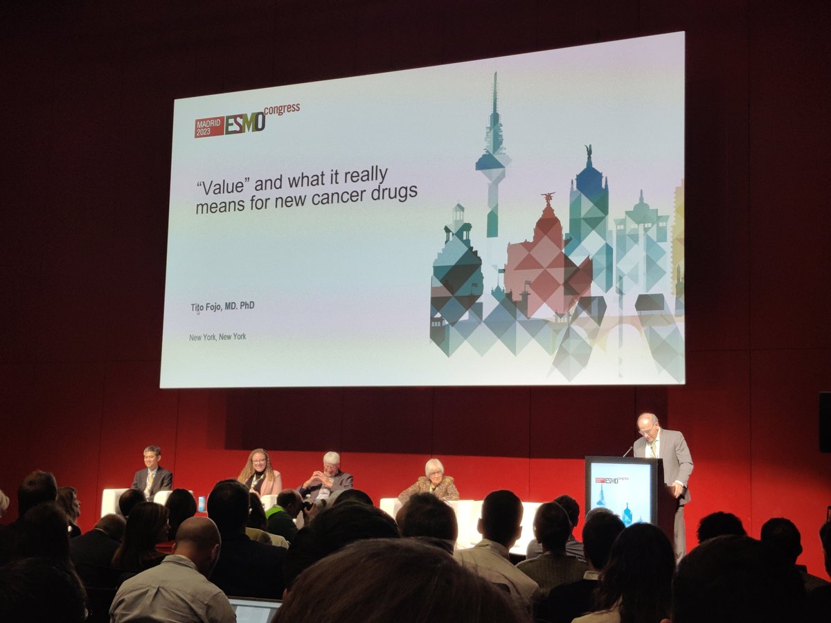 darioT_'s tweet photo. The legendary 🦄🇺🇲 #Tito #Fojo on the stage of #ESMO23 : 

#Value of drugs: what is that? https://t.co/kvwOezntFv