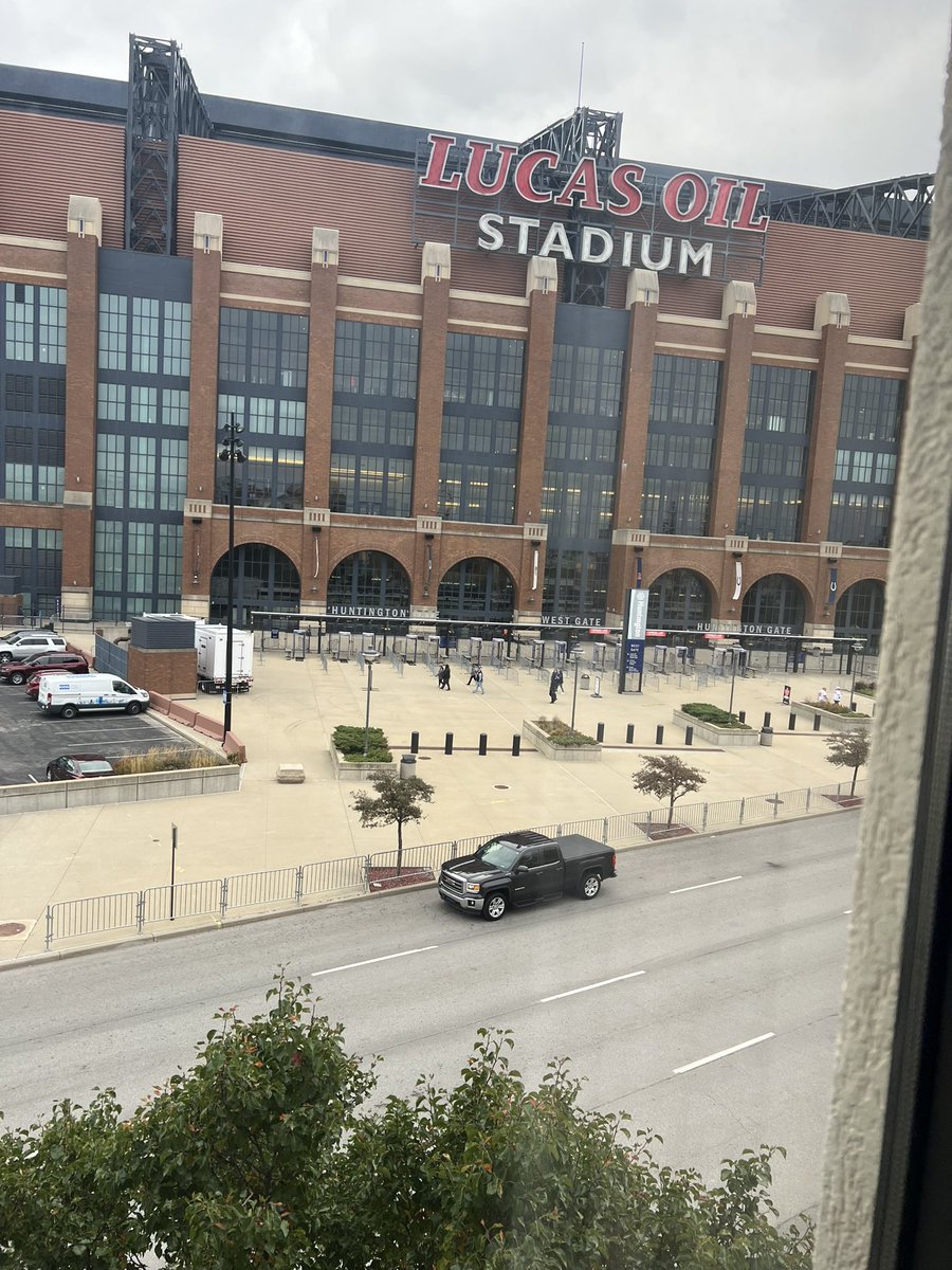 jaylab2020's tweet image. We here! @Browns where you at?! Let’s go!!!!!!