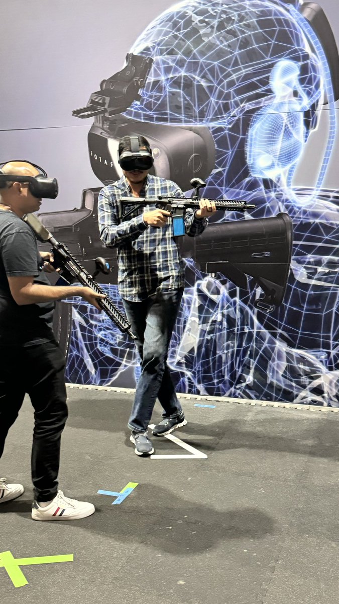 AGraylin's tweet photo. Impressed by the free-roam immersive police/SWAT training solution from the #XRG/#RedCartel team in Sydney. 👮♀️ 👮🏻♂️🚔🔫😎 Great use case for the @htcvive #Focus3 and #Trackers to enable realistic and safe ways to handle dangerous situations!👍 https://t.co/5QBTXy580t