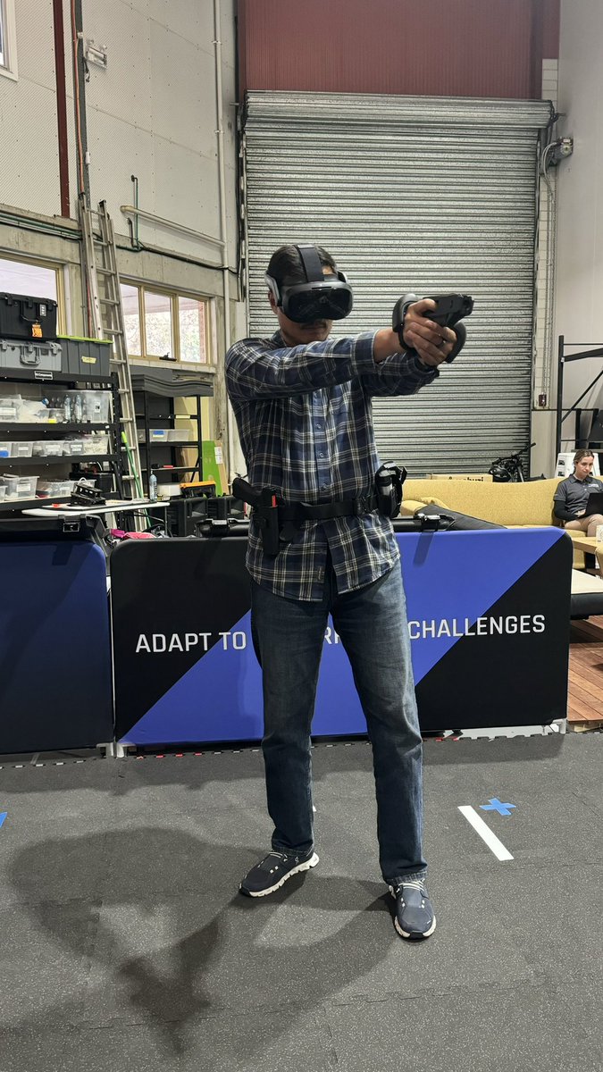 AGraylin's tweet photo. Impressed by the free-roam immersive police/SWAT training solution from the #XRG/#RedCartel team in Sydney. 👮♀️ 👮🏻♂️🚔🔫😎 Great use case for the @htcvive #Focus3 and #Trackers to enable realistic and safe ways to handle dangerous situations!👍 https://t.co/5QBTXy580t