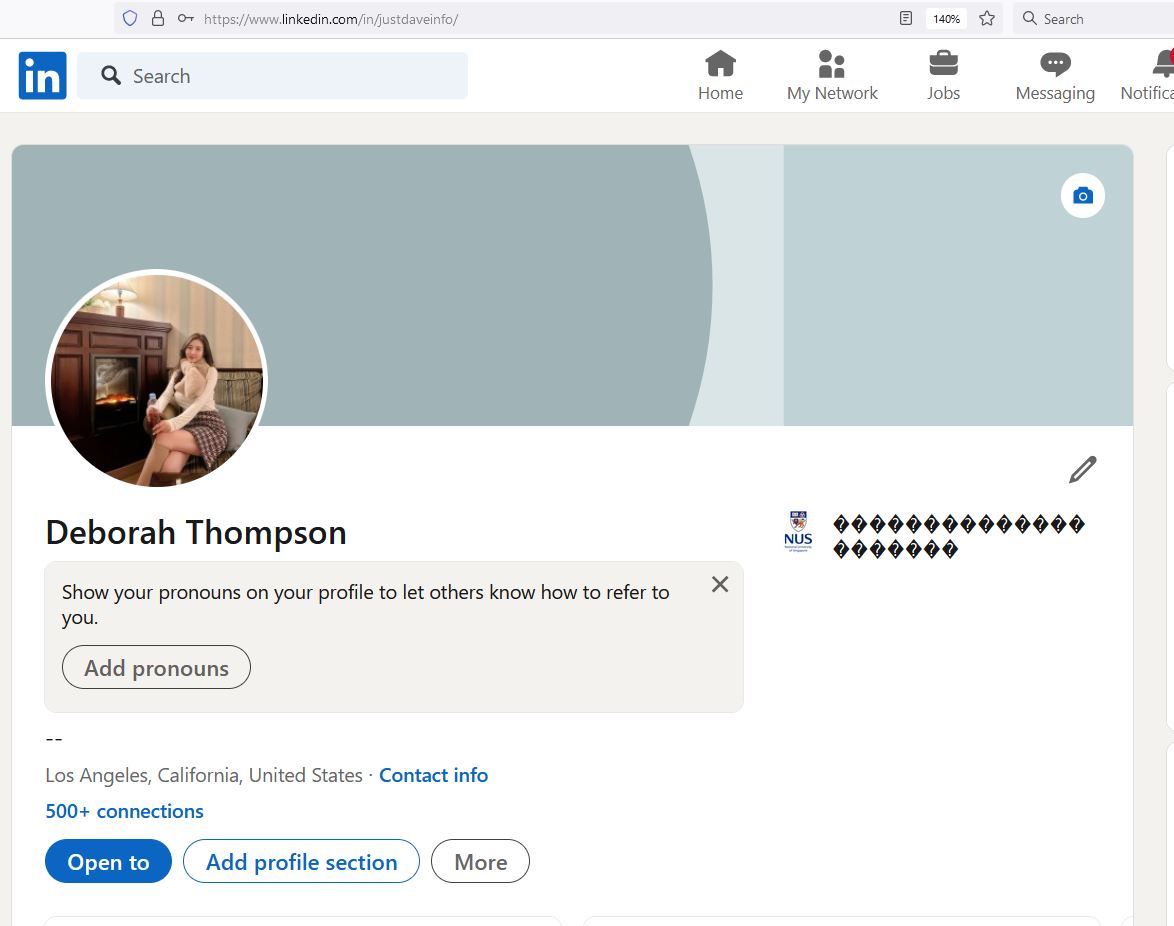smooth1x1's tweet photo. @LinkedInHelp @LinkedInUK @Microsoft Now I have access to my Linked Profile https://t.co/f6kKrCpj4g after months why does it have the name "Deborah Thompson" and the picture and location of "Shirley Ibarra" https://t.co/uavx4RZQI0 WTF?? https://t.co/5j3wTXvu1E
