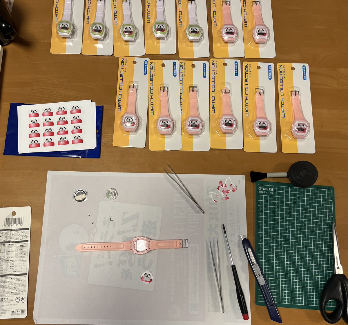 たにじゃ tweet media