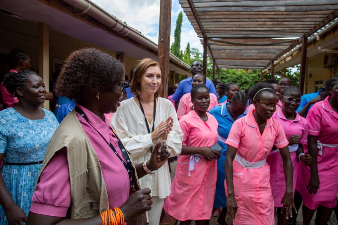 Amref_SSudan's tweet photo. ... We visited healthcare facilities, including Juba Teaching Hospital, the South Sudan Nurses and Midwives Association, the GBV One Stop Center, the Maternity Unit's RH services, and the Juba College of Nursing and Midwifery and College of Physicians and Surgeons. #Amref4PHC https://t.co/8RdtwA43yc