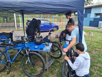 Do you or your child have a bike that is in need of some attention?

We have a bike mechanic visiting us on Monday 23rd October, who will be able to carry out basic repairs and adjustments, free of charge.

2-4pm.

Please RT