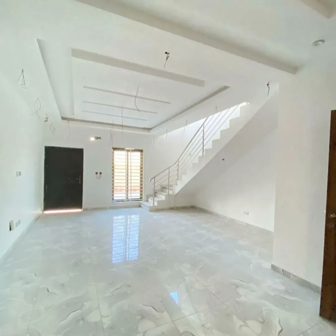Newly built two bedrooms terrace for sale in a prime location with a good road network 

Location : Botwe School Junction 

Features
- Ensuite bedrooms 
- Guest washroom 
- ACs
- Fully fitted wardrobes 

Price : $80,000

Kindly DM for viewings and for further details