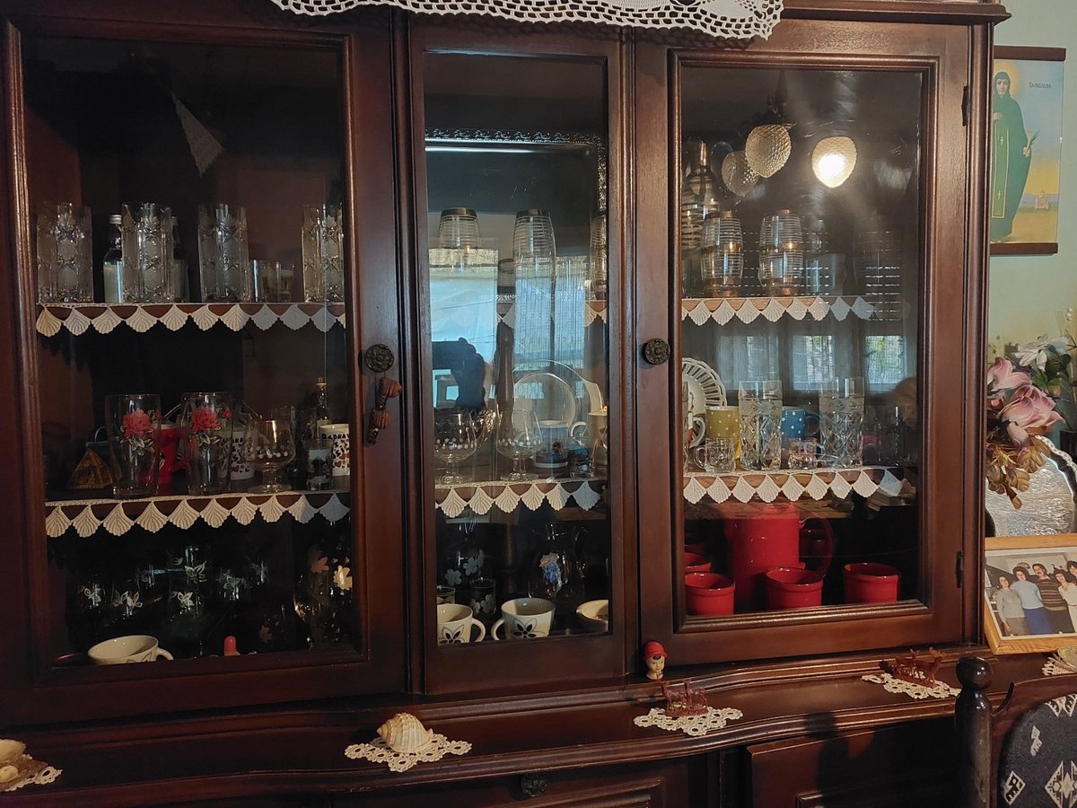 lola_seoska's tweet image. Babin kredenac o kom sam pisao.