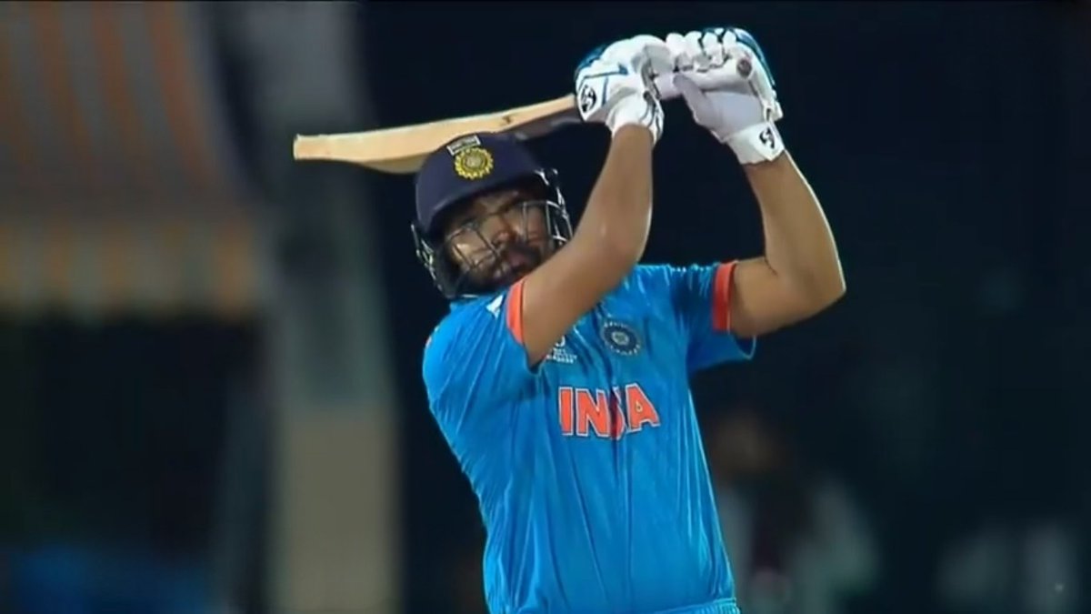 sagarcasm's tweet photo. Rohit Sharma deserves more appreciation! 

He is not playing for milestones, but for victory

He's not playing for the records, but for country 

He's not here to create a moment, but history https://t.co/Oz2dVTEvtq