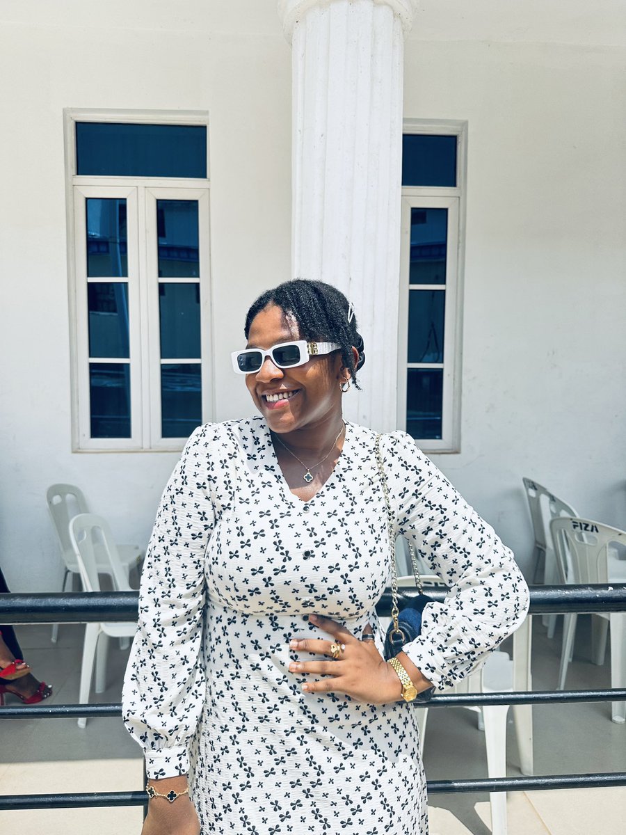 Queenfreda_'s tweet photo. I always find peace and joy in my Father’s house
Happy Sunday☺️🤍❤️
#lightoftheworld https://t.co/v4YLYsWYpp