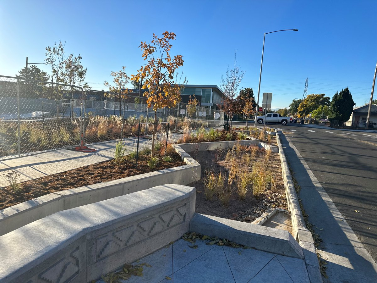 Turning our city green, one project at a time 🌱🏙️ Check out our new green infrastructure project. This improvement mimics natural systems to filter stormwater runoff and as a result improves water quality, reduces flooding risks, and enhances community livability!