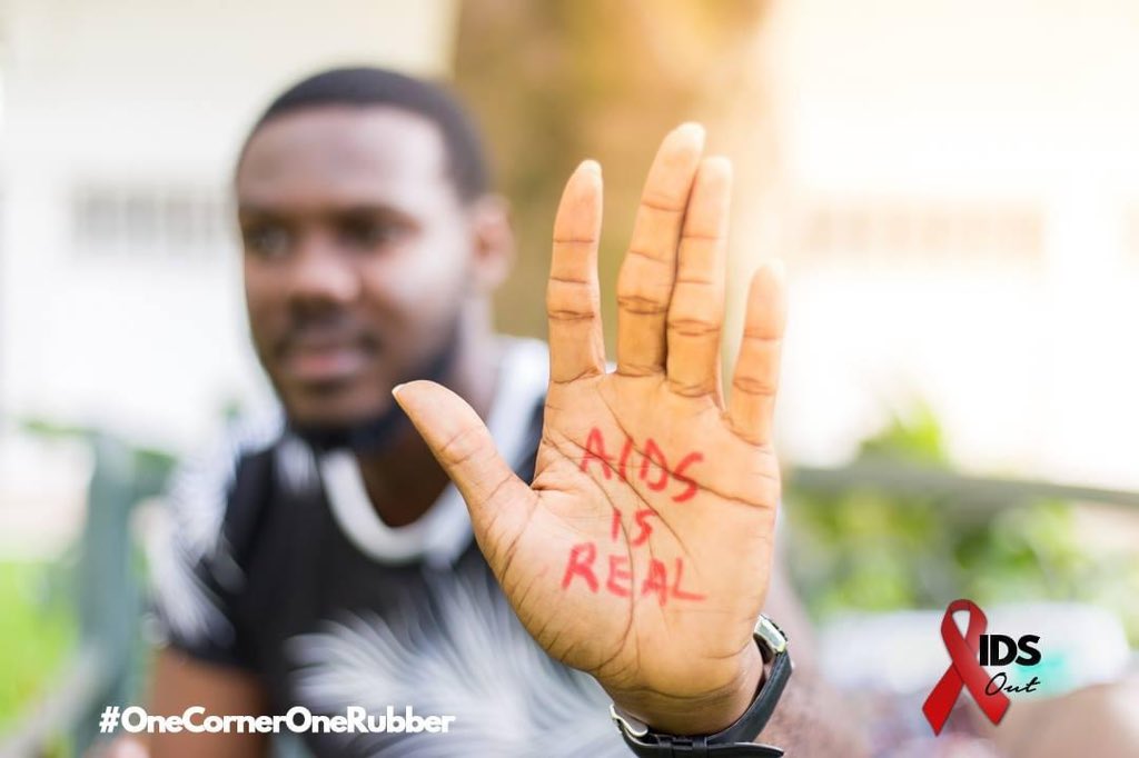 PKGotGame's tweet photo. Throwback to this social marketing campaign my group members and I had to execute for our end of semester assessment. The campaign focused on building awareness on the issue of STD/STIs contracted predominantly through sexual intercourse.
Campaign title: #OneCornerOneRubber https://t.co/jzW75zqBZs