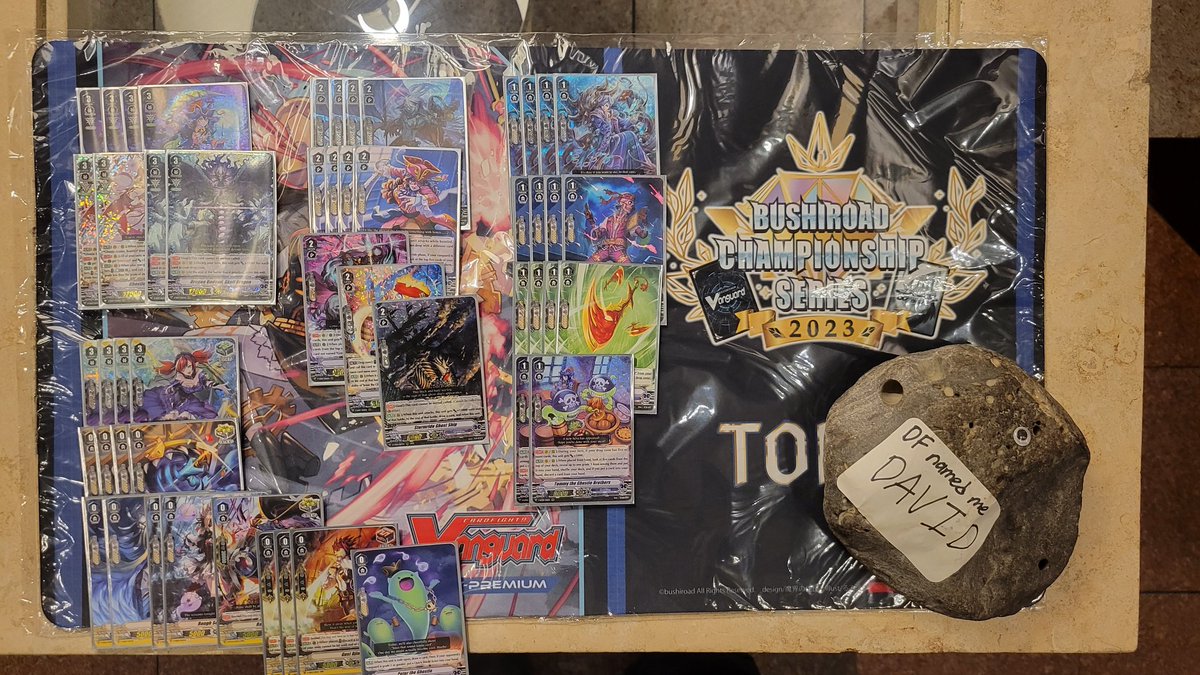 CardDweeb's tweet photo. The power of David compels me.
BCS Richmond - V Premium
3rd Place - Nightrose

Swiss:
Thavas 2nd ❌️
Gurguit 2nd ✅️
Ange 2nd ✅️
Luard 1st ✅️
Ange 2nd ✅️
Thavas 2nd ✅️

Top 8:
Valk 1st ✅️
Leopald 2nd ❌️
Thavas 1st ✅️

Decklog: 2MZ7
#VGTopDecks #BCS2023 https://t.co/ApbLEcinXN