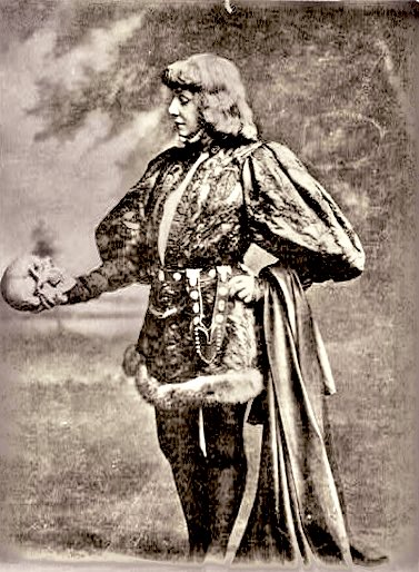 Our world, like a charnel-house, is strewn with the detritus of dead epochs.

~ Le Corbusier

#ofdarkandmacabre

Sarah Bernhardt as Hamlet, 
by Irish photographer James Stack Lauder ("James Lafayette")