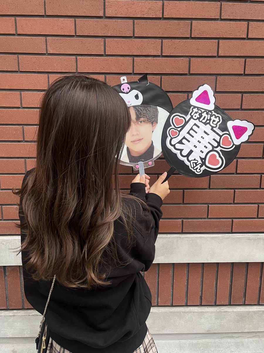 mchaaaans2's tweet photo. 今年一年の幸せ🖤🖤 https://t.co/nbPJegx0C2