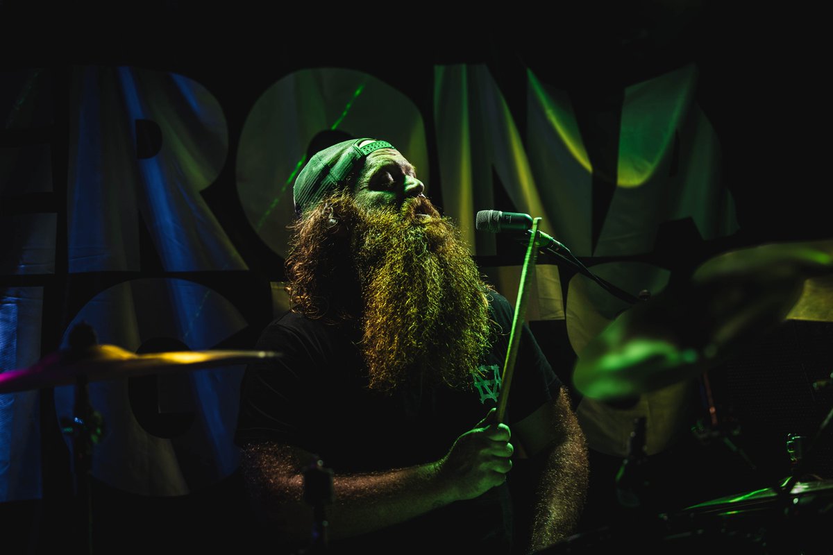 TheMonolith_TV's tweet photo. The new @VeronaLights has been formally, officially, sweatily launched.

----
📷 @lordrobsatan https://t.co/57hkgdAkFQ