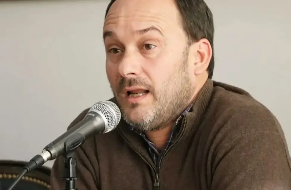#EleccionesArgentina2023 | <a href="/marianohormaech/">Mariano Hormaechea</a> "hasta las 11 ha votado cerca del 15% del padrón en Goya y esperamos que mucha más gente se acerque por la mejora de las condiciones del tiempo"