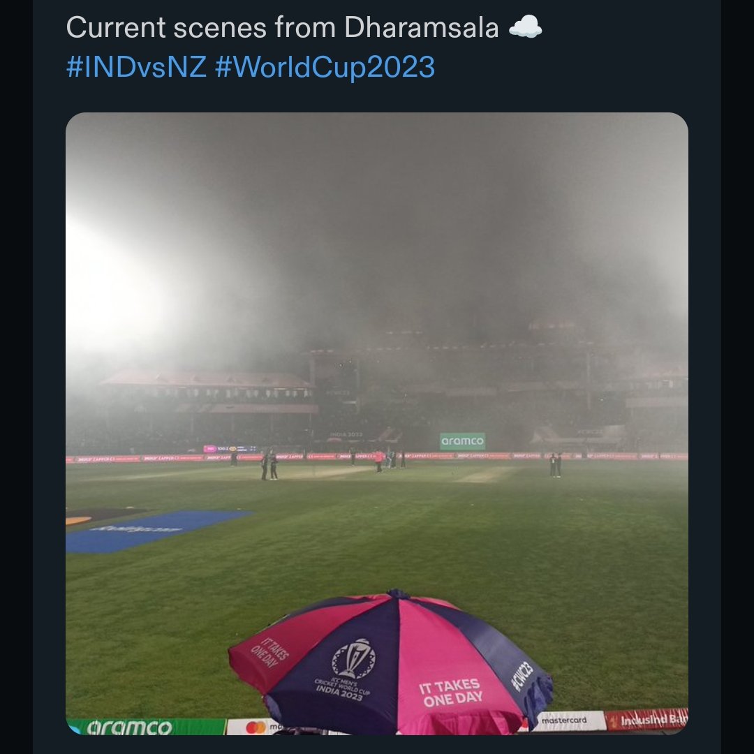 Queen_of_XX's tweet photo. Wow kash men stadium men hoti #INDvN https://t.co/BGhUPKGqCL