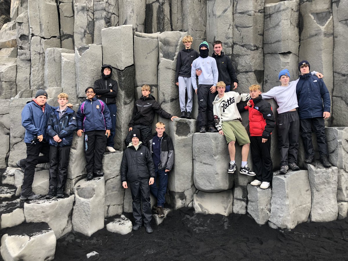 The basalt stacks of Reynisfjara, the world-famous black-sand beach 😍