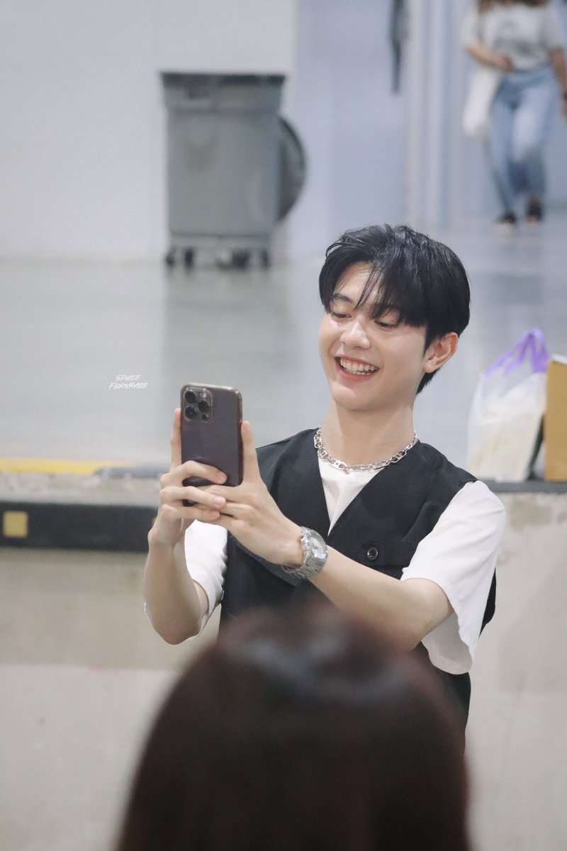 Spaceformybb's tweet photo. ใจนึงก็อยากเก็บความน่ารักของเค้าไว้คนเดียว  อีกใจก็อยากให้โลกรู้ว่าเค้าน่ารักขนาดไหน 🥹❣️

ต้นหลิวตัวจิ๋ว ❤️🤏
#tonliewmtp @tonliew_mtp
#BookfairxAbsoluteZero
#AbsoluteZeroSeries https://t.co/1aQeK5fjmG