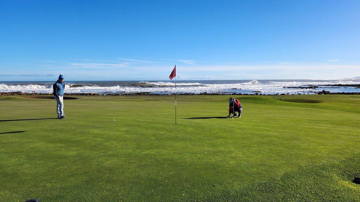 1ainW's tweet photo. @dunbargolfclub @DunbarGreens @Dunbarproshop.  Course,  weather and company all superb today.   👌 https://t.co/ujUKAxeagq