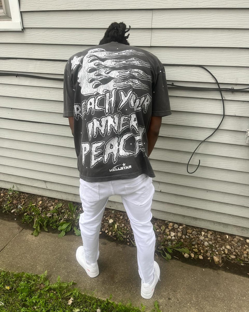 7Delvon_'s tweet photo. Ik what I’m own I can’t neva fake or switch up I gotta stay in my zone🦍#MeekBrother https://t.co/Eq3yDqqjbz