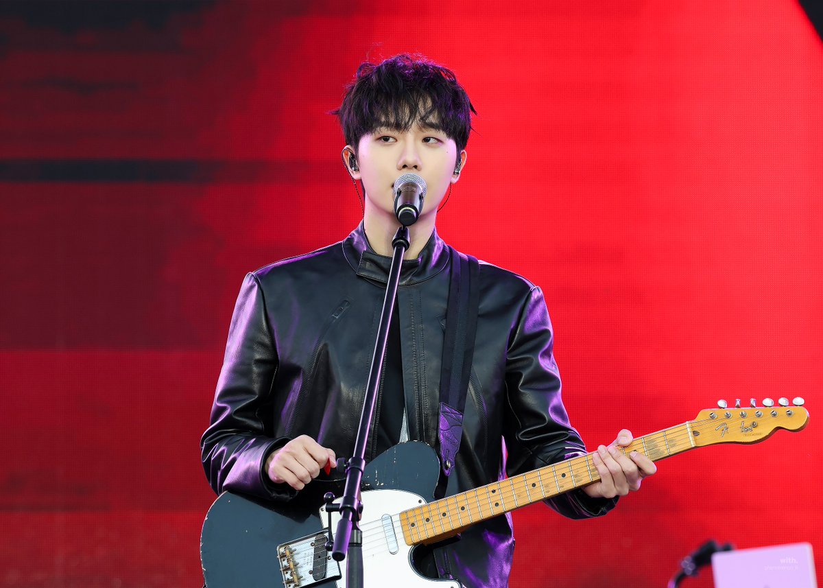 withphenomenonh's tweet photo. 231020 GMF 그민페

❤️‍🔥

#하현상 #현상 #Hahyunsang https://t.co/bYJBFIYOwZ